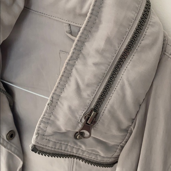 Light weight jacket - Picture 6 of 6